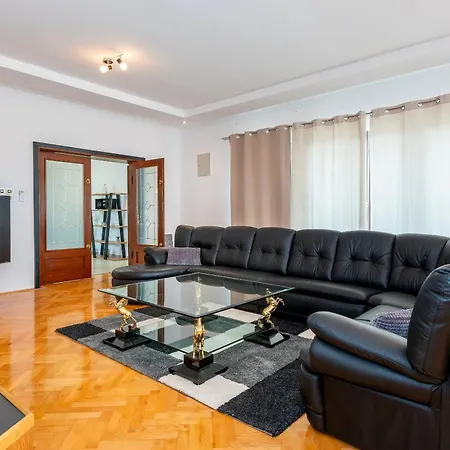 Villa Kamenia Drniš