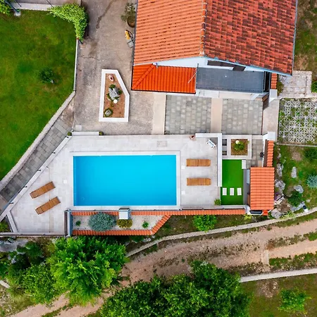 Kamenia Villa